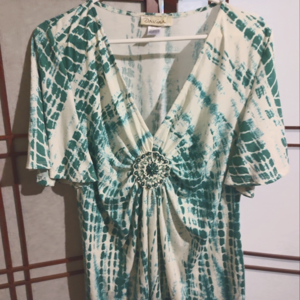 Tie dye flowy shirt